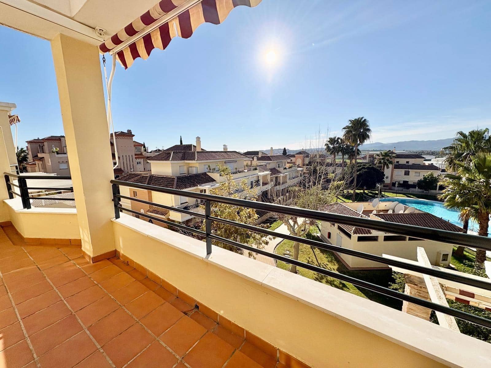 4 soveværelse Lejlighed til salg i Caleta de Velez med swimmingpool - € 370.000 (Ref: 9625938)