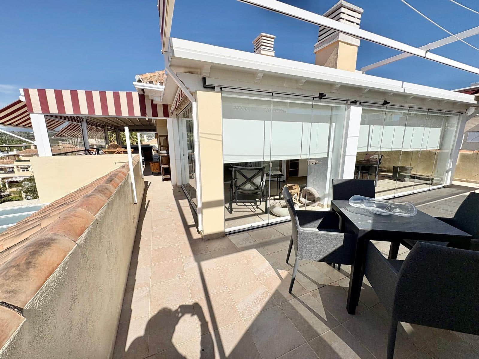 Ático de 2 habitaciones en Caleta de Vélez en venta - 525.000 € (Ref: 9627426)