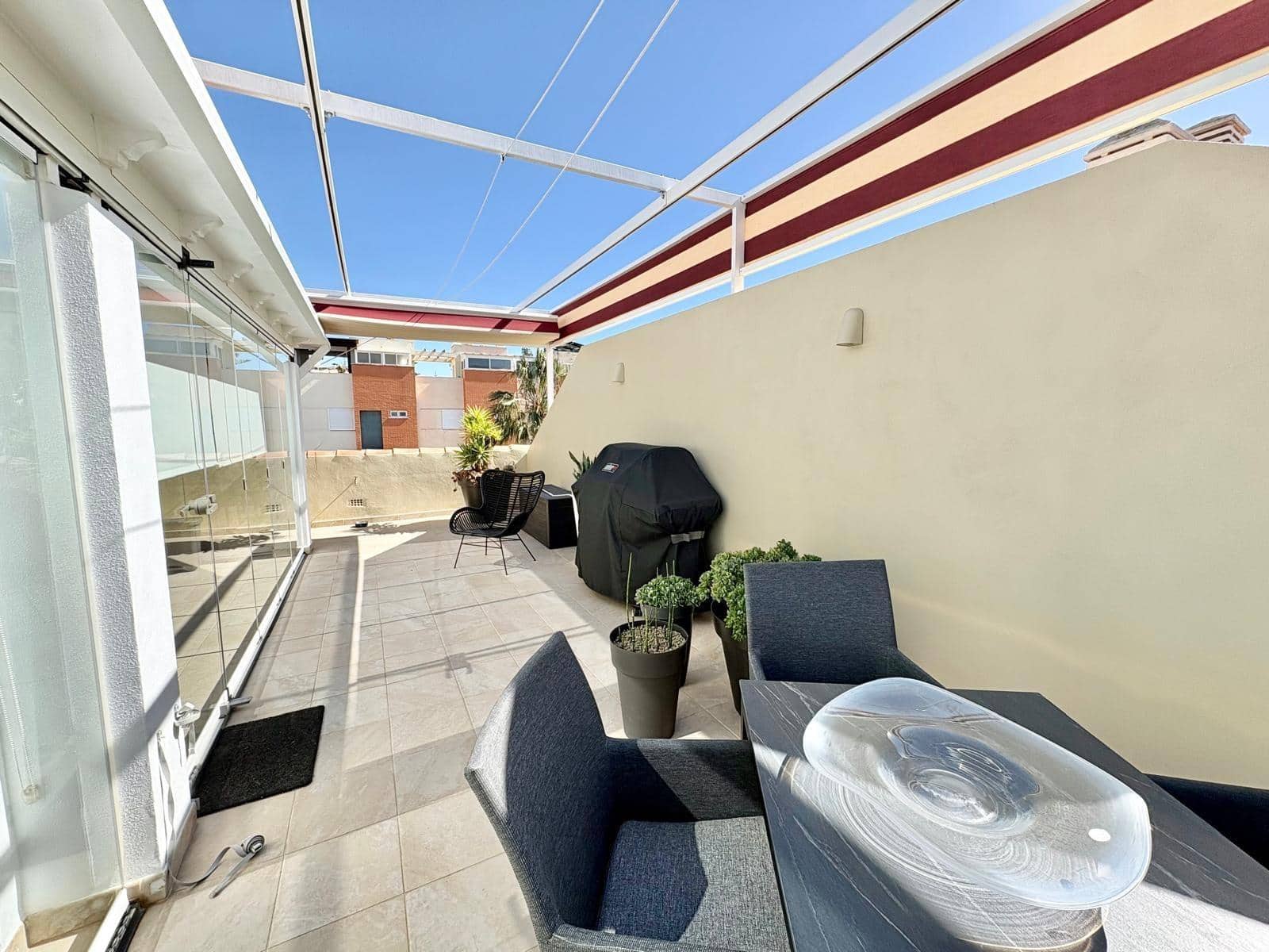 Ático de 2 habitaciones en Caleta de Vélez en venta - 525.000 € (Ref: 9627426)