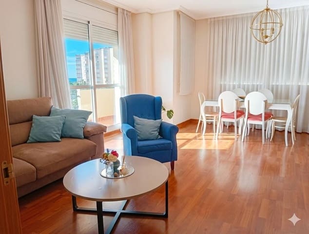 3 Zimmer Penthouse zu vermieten in Urbanización Santa Rosa, Torrox - 1.700 € (Ref: 9644935)