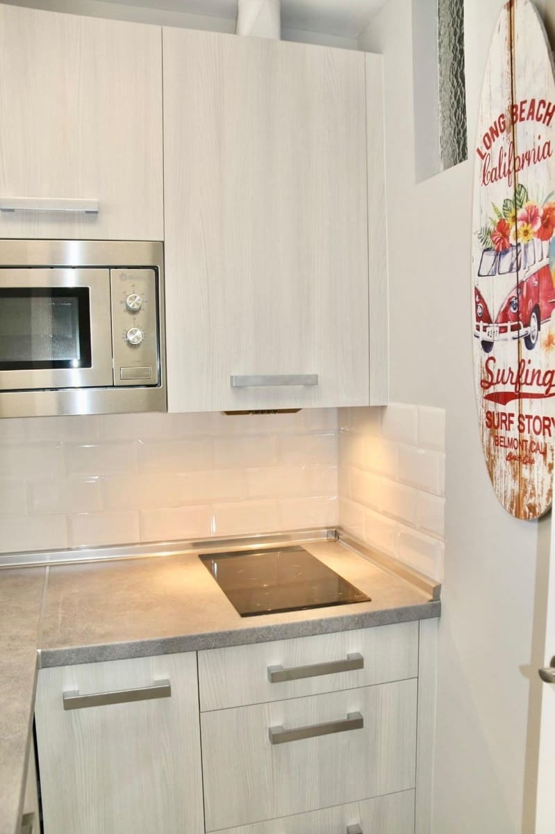 Studio zu vermieten in Torre del Mar mit Pool - 750 € (Ref: 9644937)