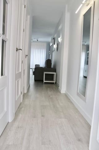 Studio zu vermieten in Torre del Mar, Vélez-Málaga mit Pool - 750 € (Ref: 9644937)