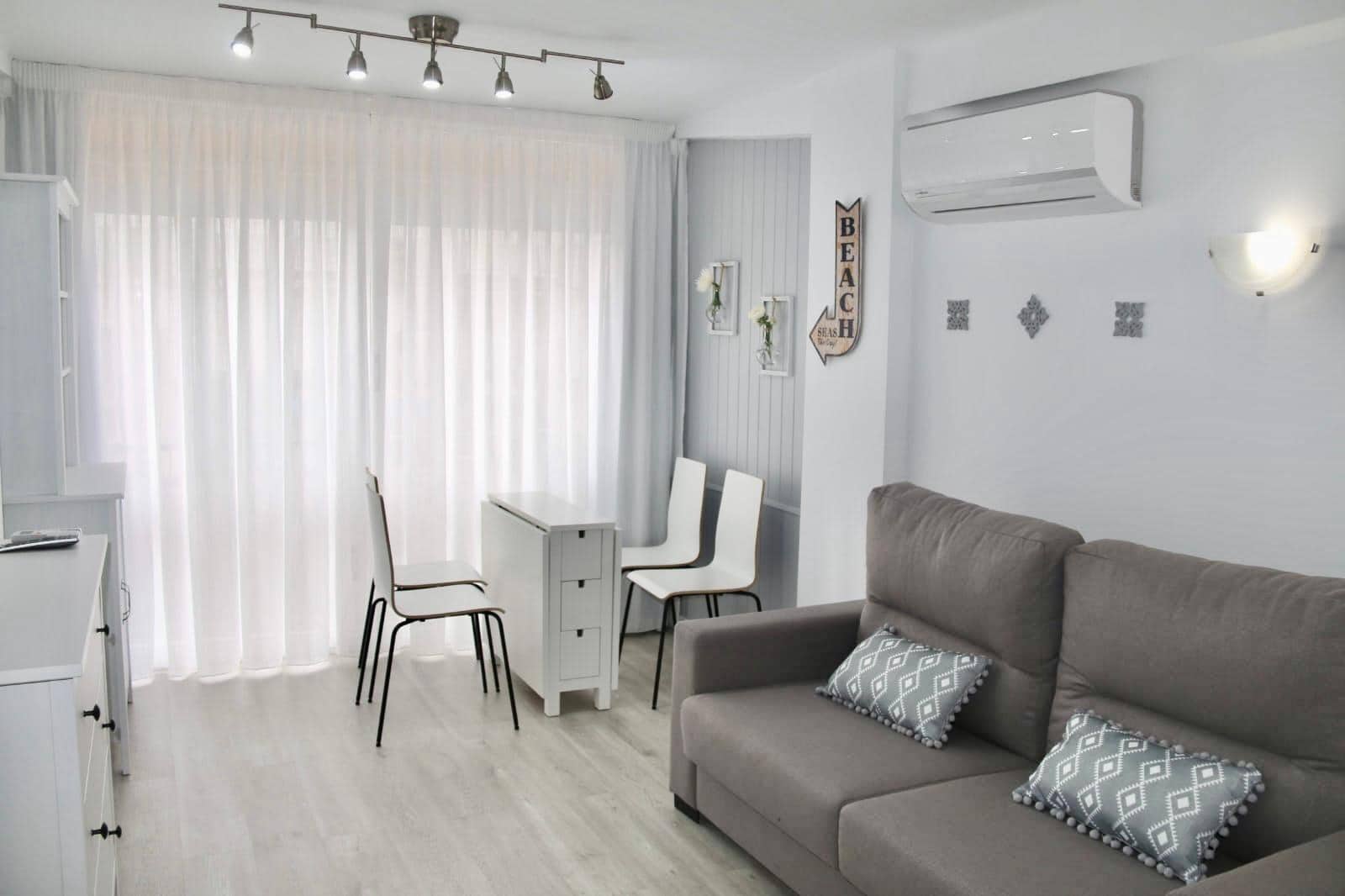 Studio zu vermieten in Torre del Mar mit Pool - 750 € (Ref: 9644937)