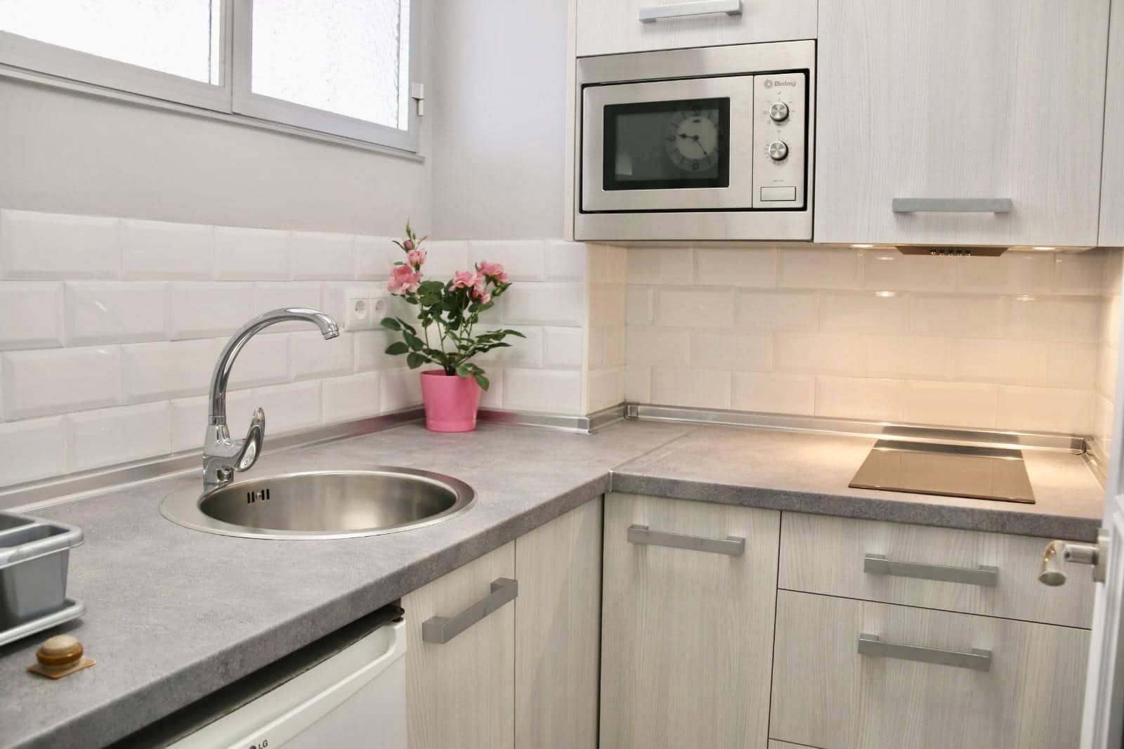 Studio zu vermieten in Torre del Mar mit Pool - 750 € (Ref: 9644937)