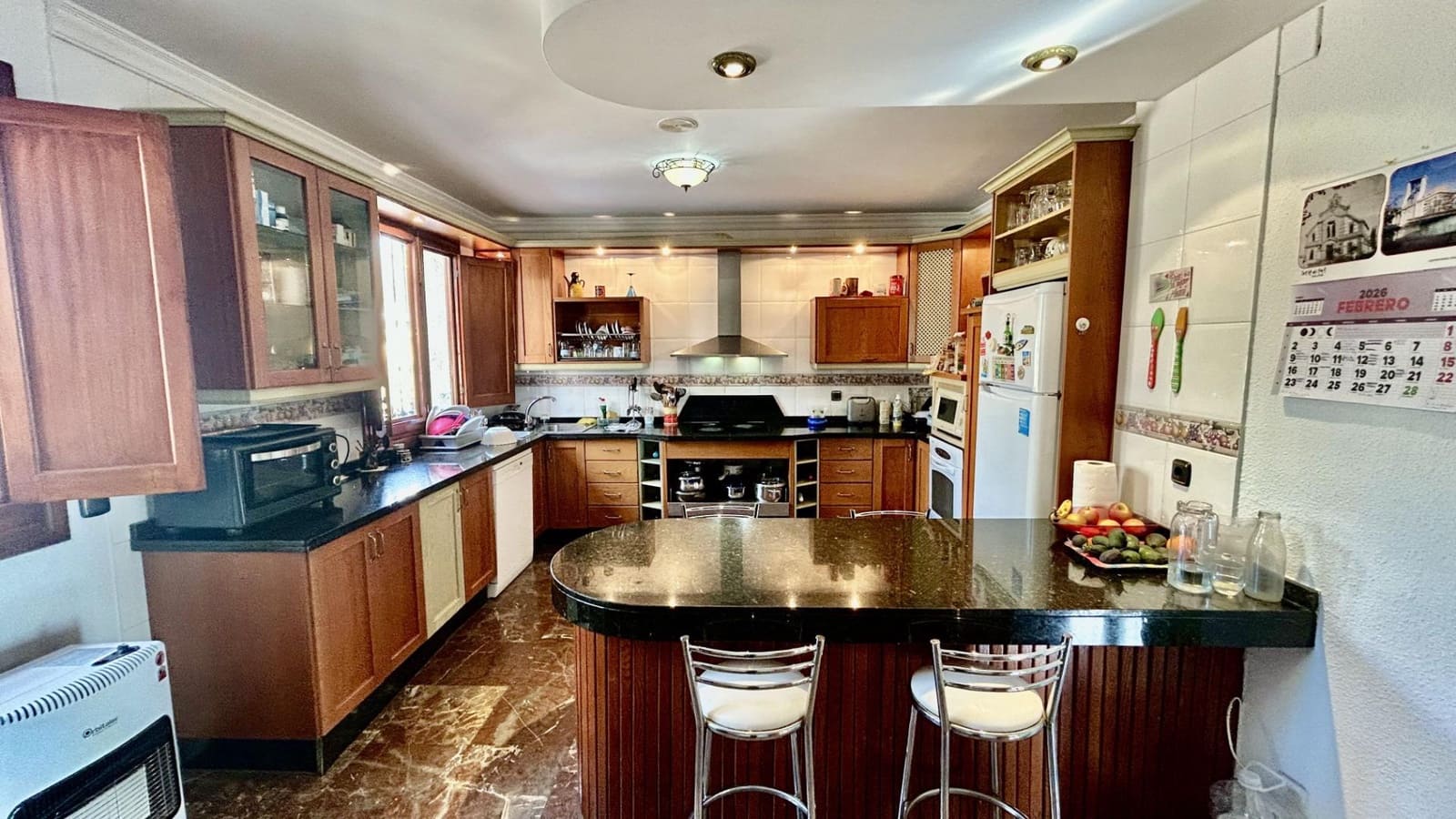 Chalet en Almayate en venta con piscina garaje - 1.300.000 € (Ref: 9651860)