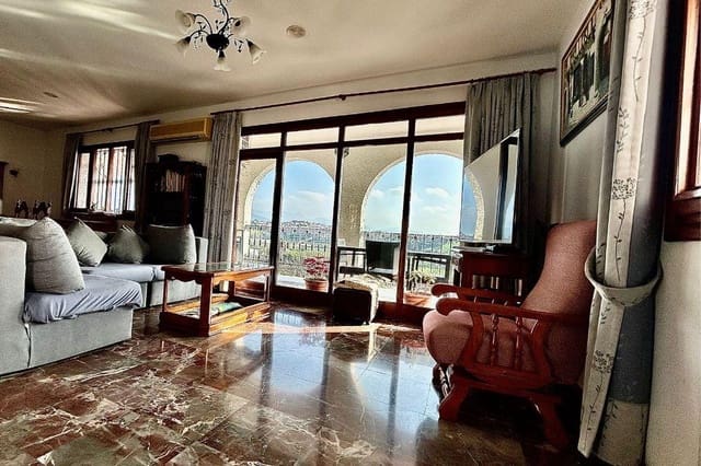 4 sypialnia Willa na sprzedaż w Almayate, Vélez-Málaga z basenem garażem - 1 300 000 € (Ref: 9651860)