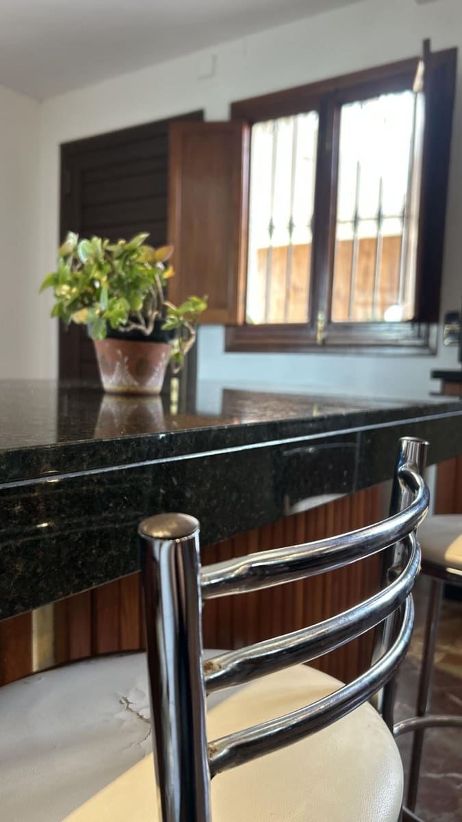 4 sypialnia Willa na sprzedaż w Almayate z basenem garażem - 1 300 000 € (Ref: 9651860)