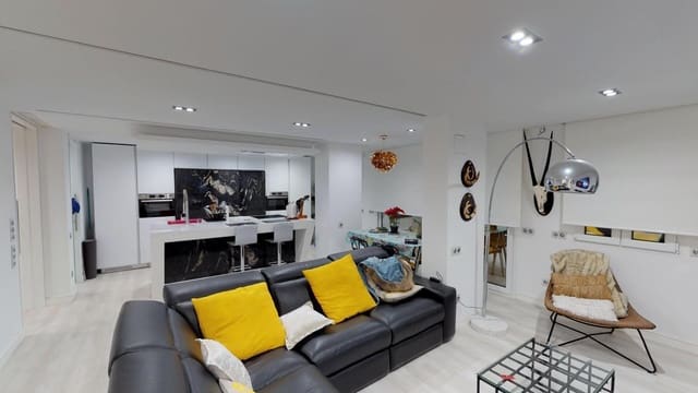 3 soveværelse Lejlighed til salg i Torre del Mar, Vélez-Málaga - € 449.000 (Ref: 9651862)