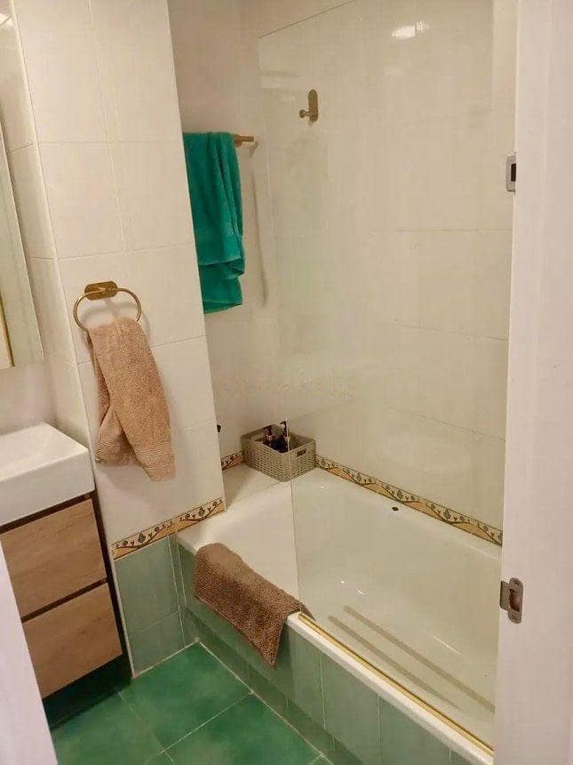 Penthouse de 2 chambres à louer à Rincon de la Victoria avec garage - 950 € (Ref: 9659348)