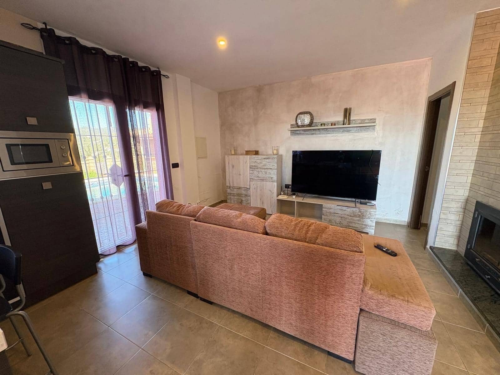 3 makuuhuone Huvila vuokrattavana paikassa Algarrobo mukana 
autotalli - 1 300 € (Ref: 9659349)