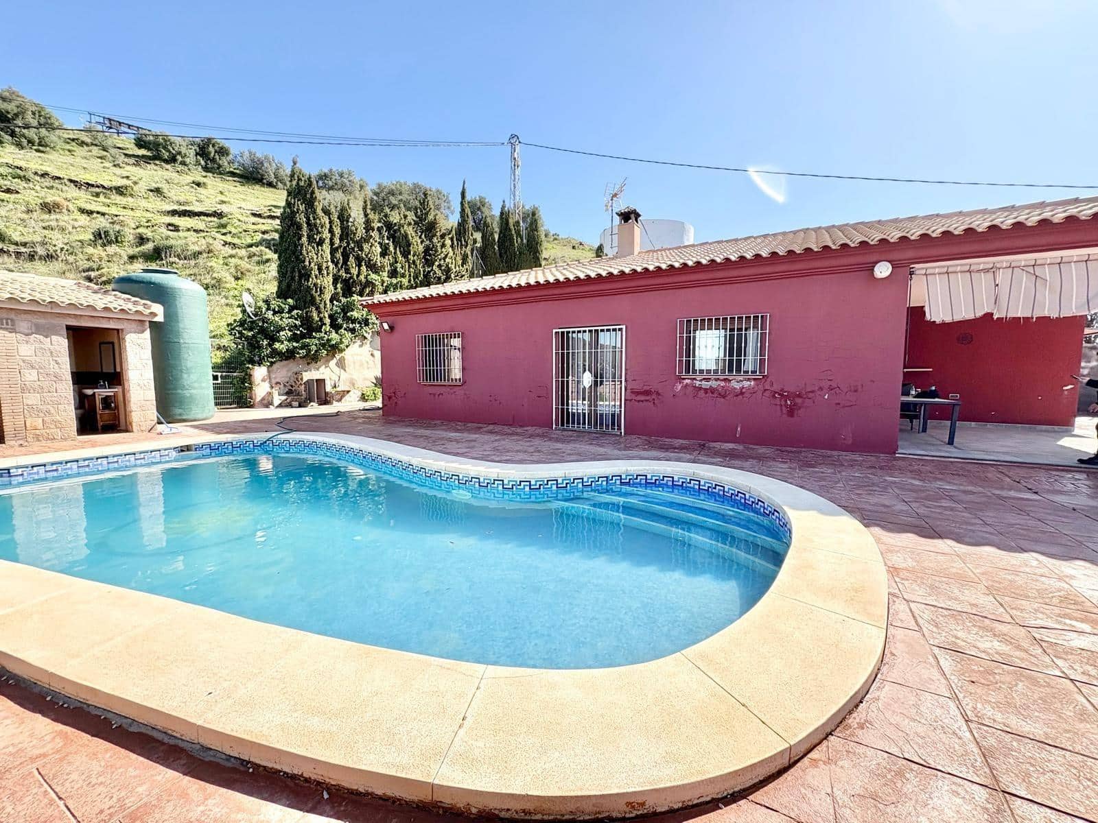 3 makuuhuone Huvila vuokrattavana paikassa Algarrobo mukana 
autotalli - 1 300 € (Ref: 9659349)