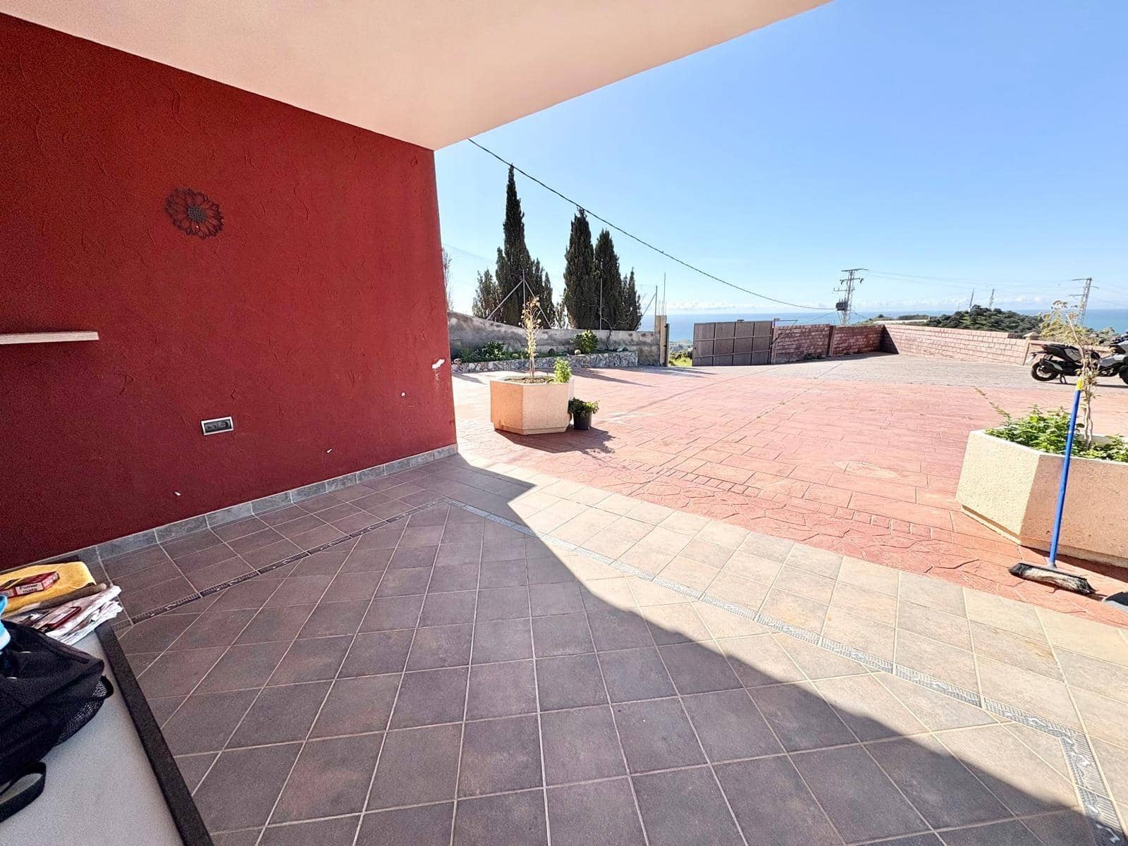 3 makuuhuone Huvila vuokrattavana paikassa Algarrobo mukana 
autotalli - 1 300 € (Ref: 9659349)