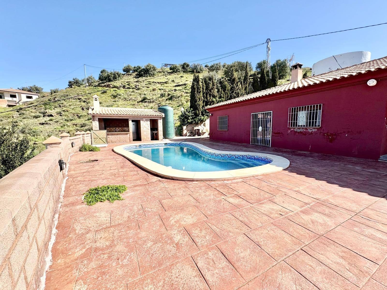 3 makuuhuone Huvila vuokrattavana paikassa Algarrobo mukana 
autotalli - 1 300 € (Ref: 9659349)