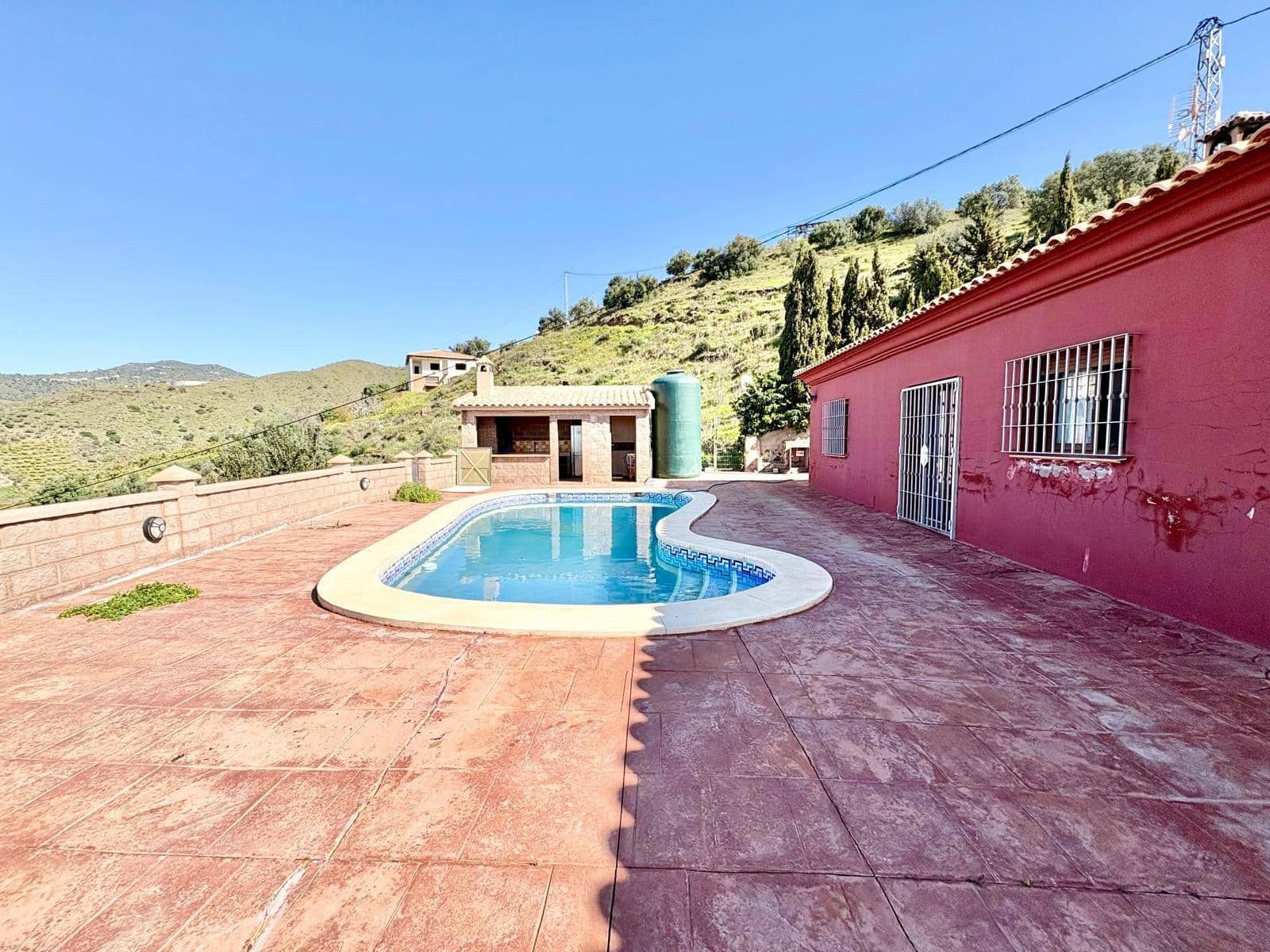 3 makuuhuone Huvila vuokrattavana paikassa Algarrobo mukana 
autotalli - 1 300 € (Ref: 9659349)