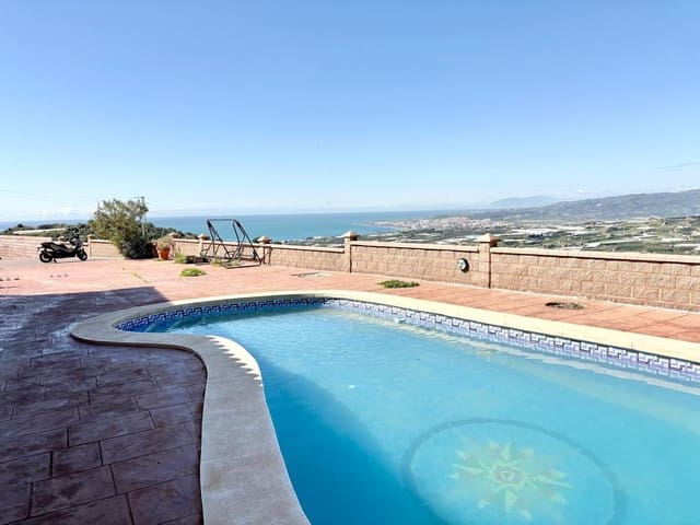 3 bedroom Villa for rent in Algarrobo with garage - € 1,300 (Ref: 9659349)