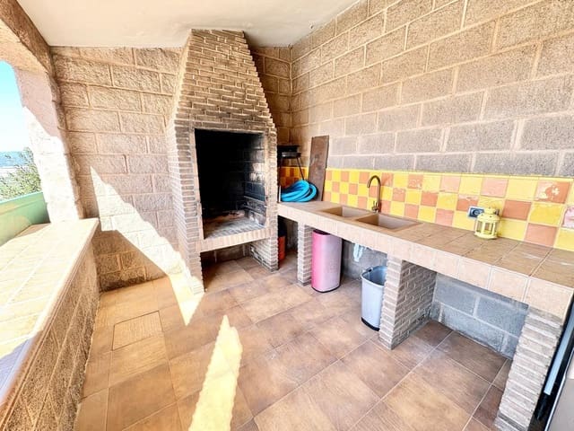 3 bedroom Villa for rent in Algarrobo with garage - € 1,300 (Ref: 9659349)