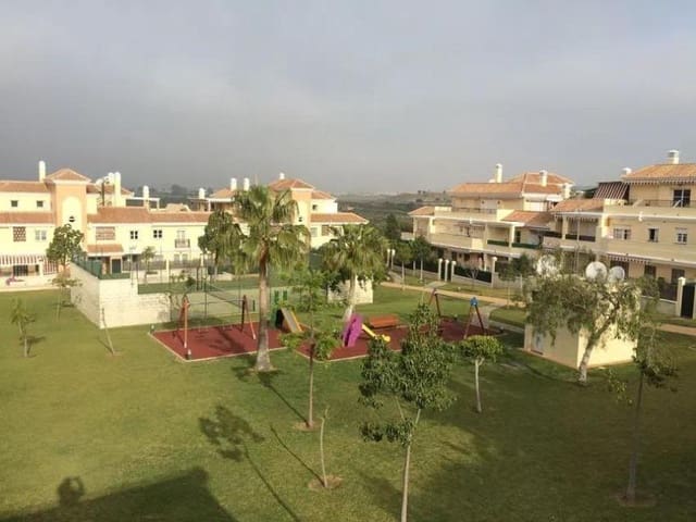 Appartement de 1 chambre à louer à Caleta de Vélez, Vélez-Málaga avec piscine garage - 940 € (Ref: 9661923)