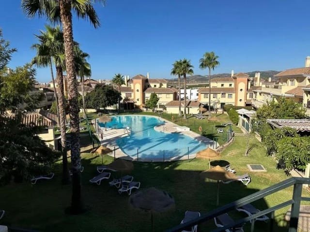 Appartement de 1 chambre à louer à Caleta de Vélez, Vélez-Málaga avec piscine garage - 940 € (Ref: 9661923)