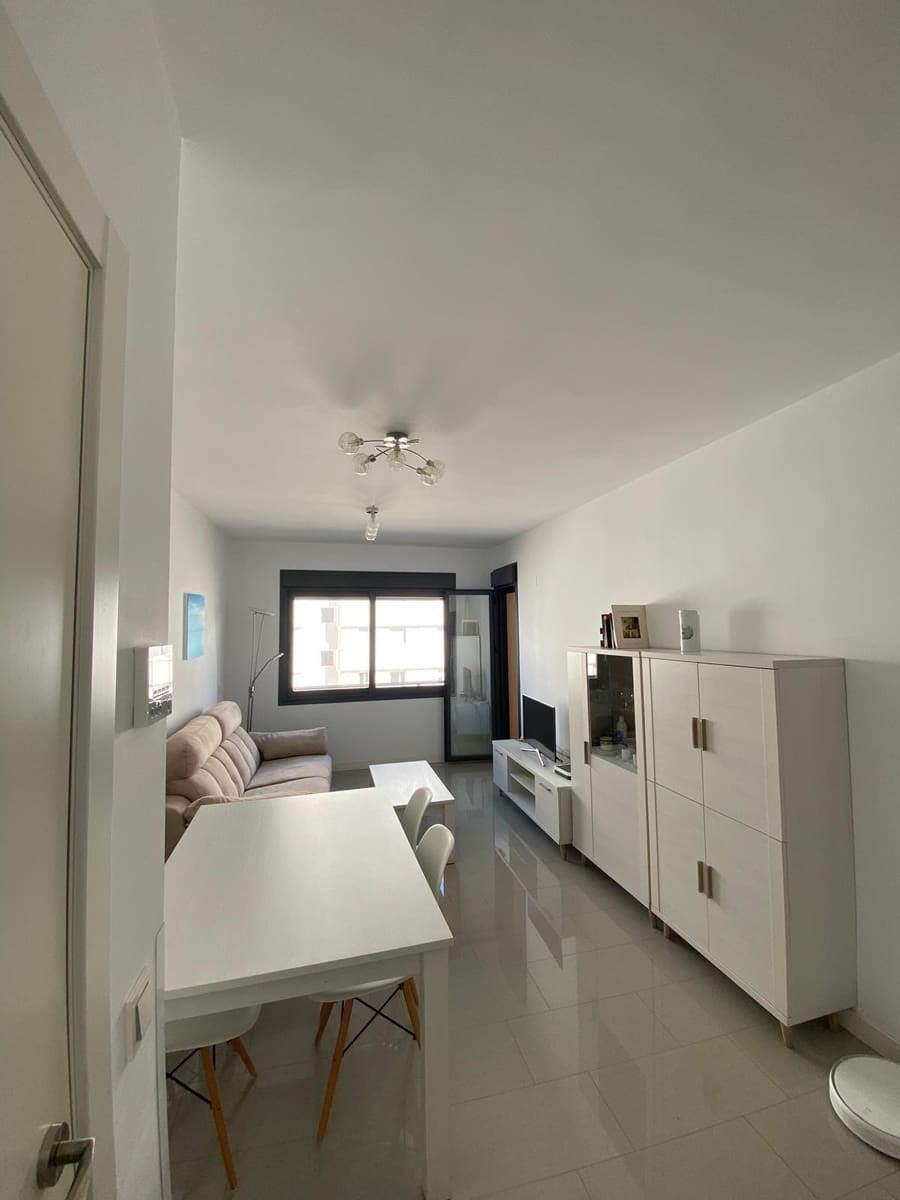 1 Zimmer Apartment zu vermieten in Velez-Malaga mit Pool - 850 € (Ref: 9674135)