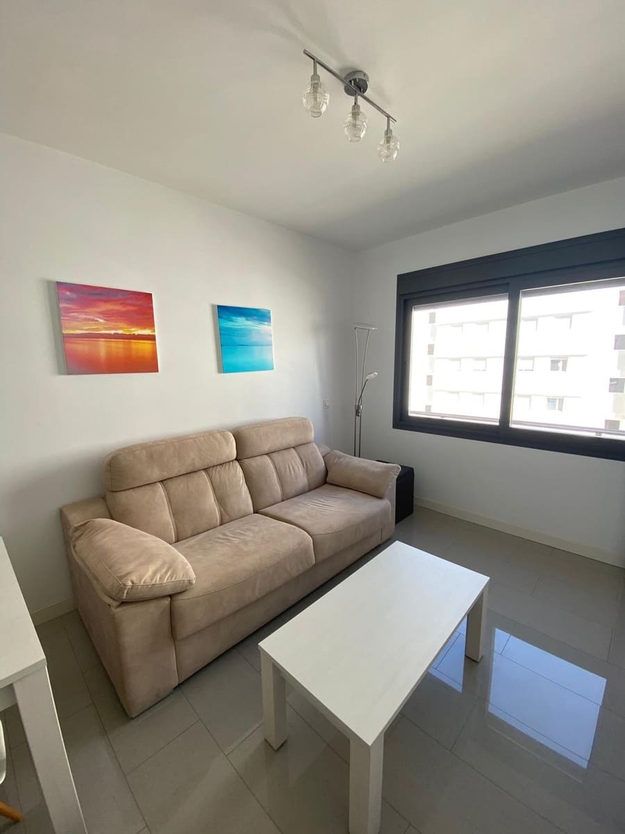 1 Zimmer Apartment zu vermieten in Velez-Malaga mit Pool - 850 € (Ref: 9674135)