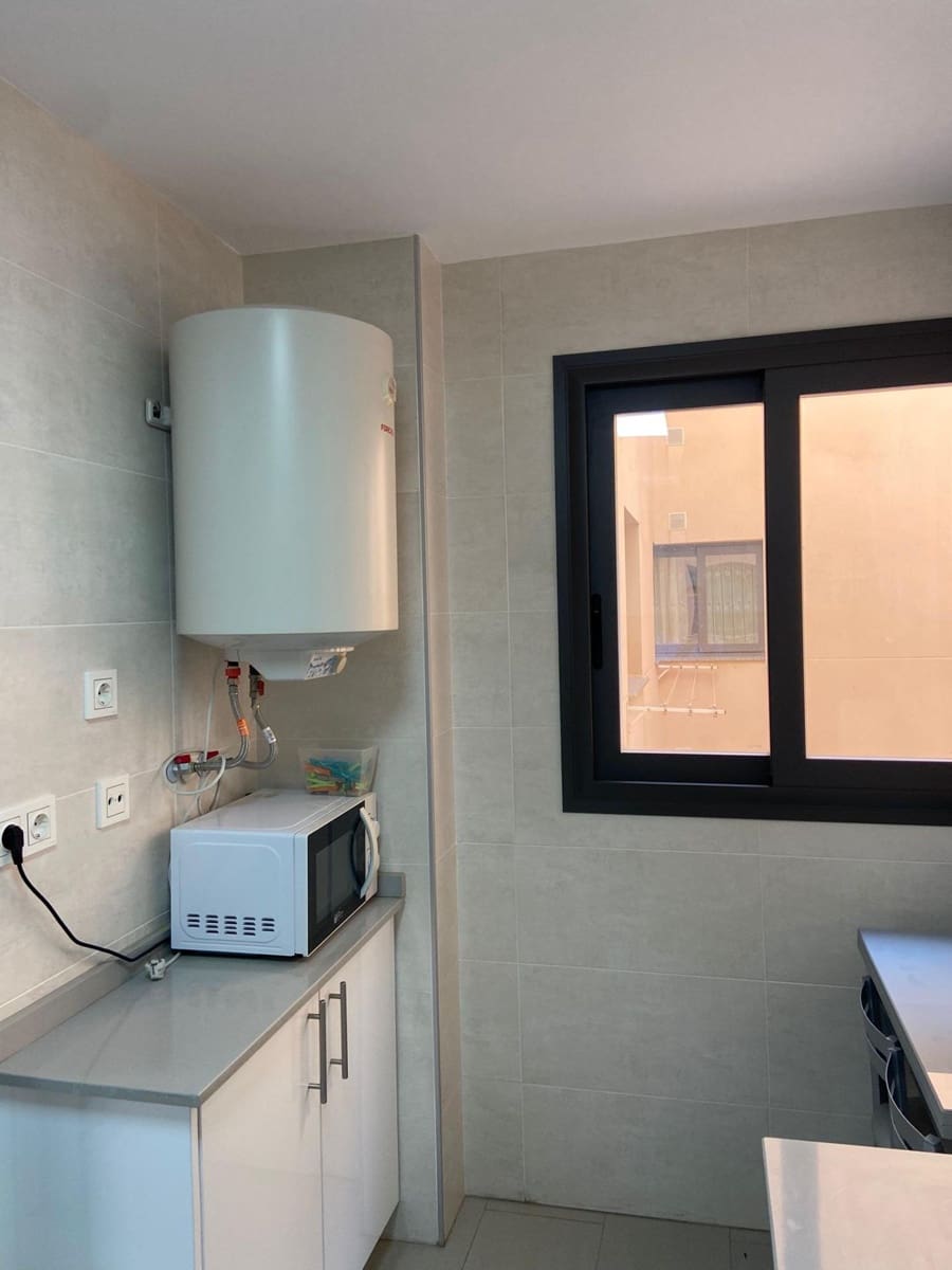 1 Zimmer Apartment zu vermieten in Velez-Malaga mit Pool - 850 € (Ref: 9674135)