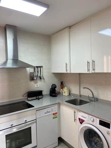 1 Zimmer Apartment zu vermieten in Vélez-Málaga mit Pool - 850 € (Ref: 9674135)