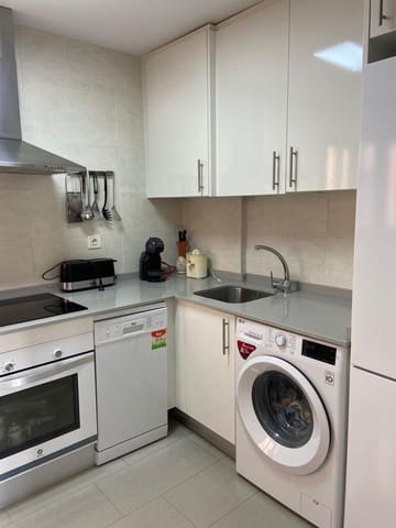 1 Zimmer Apartment zu vermieten in Vélez-Málaga mit Pool - 850 € (Ref: 9674135)