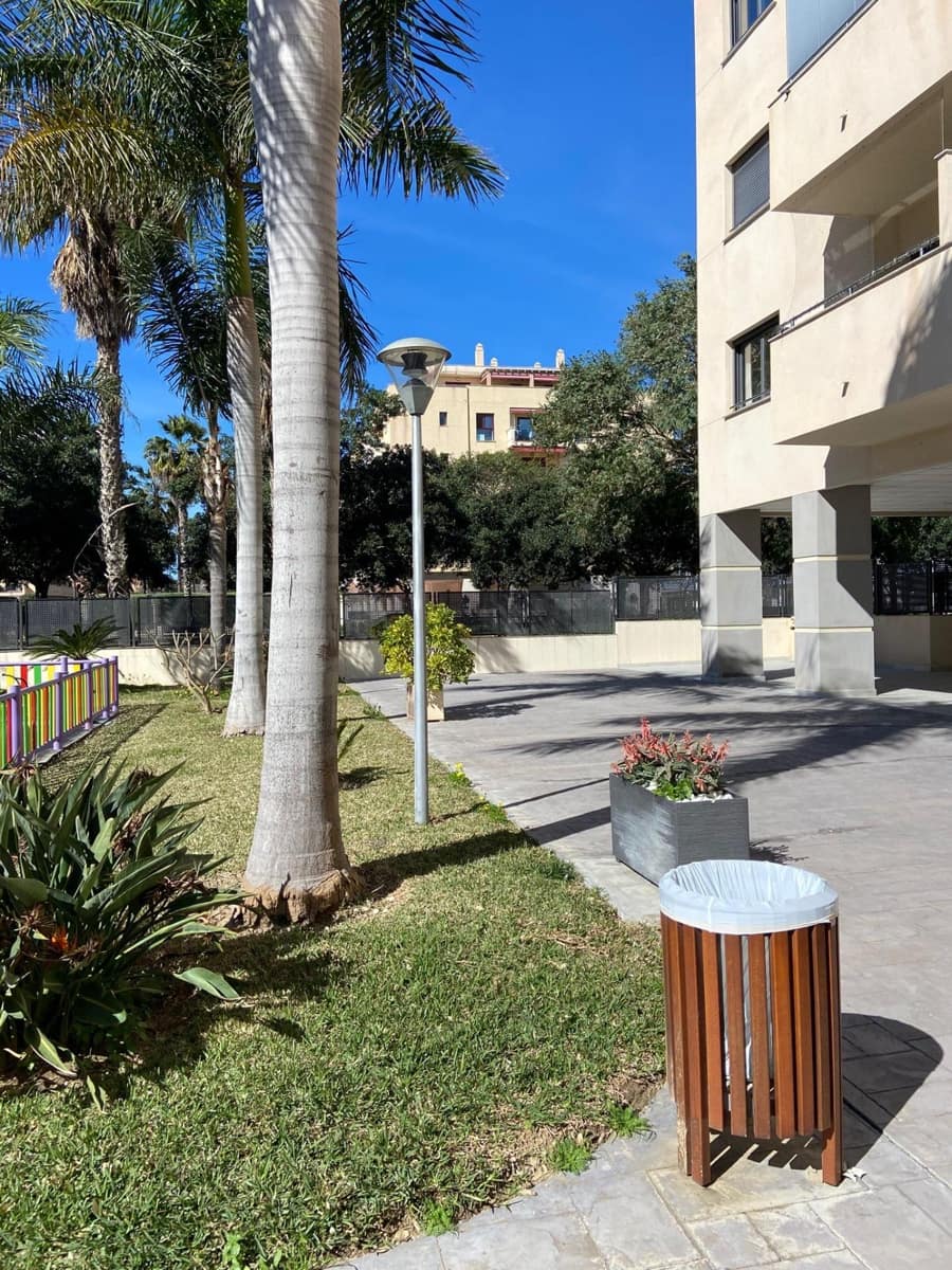 1 Zimmer Apartment zu vermieten in Velez-Malaga mit Pool - 850 € (Ref: 9674135)