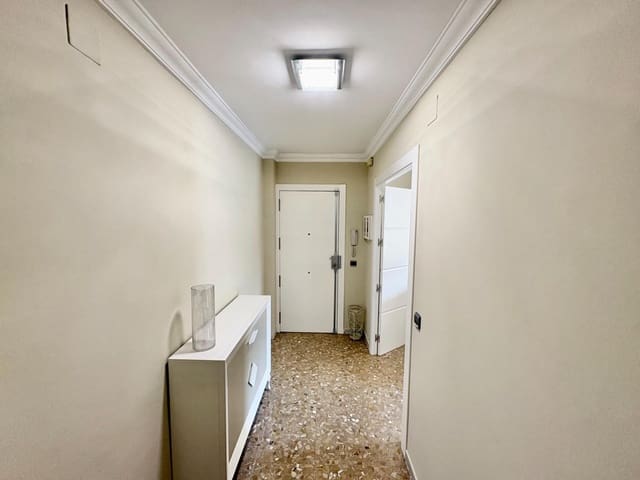 3 slaapkamer Flat te koop in Vélez-Málaga - € 259.900 (Ref: 9677407)
