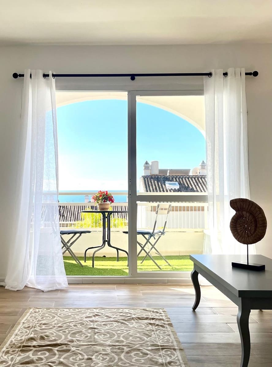 3 soverom Leilighet til leie i Malaga by - € 1 900 (Ref: 9677408)