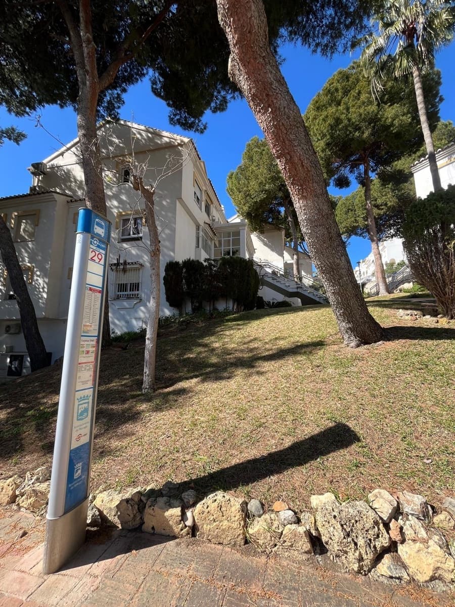 3 soverom Leilighet til leie i Malaga by - € 1 900 (Ref: 9677408)