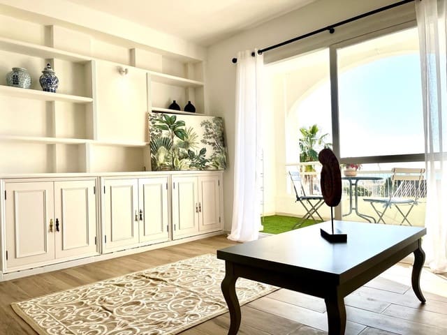 3 soverom Leilighet til leie i Pedregalejo, Málaga by - € 1 900 (Ref: 9677408)