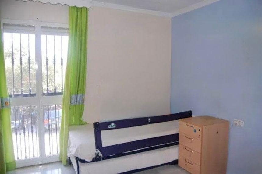 Adosado de 2 habitaciones en La Cala del Moral en alquiler con piscina garaje - 1.100 € (Ref: 9679786)