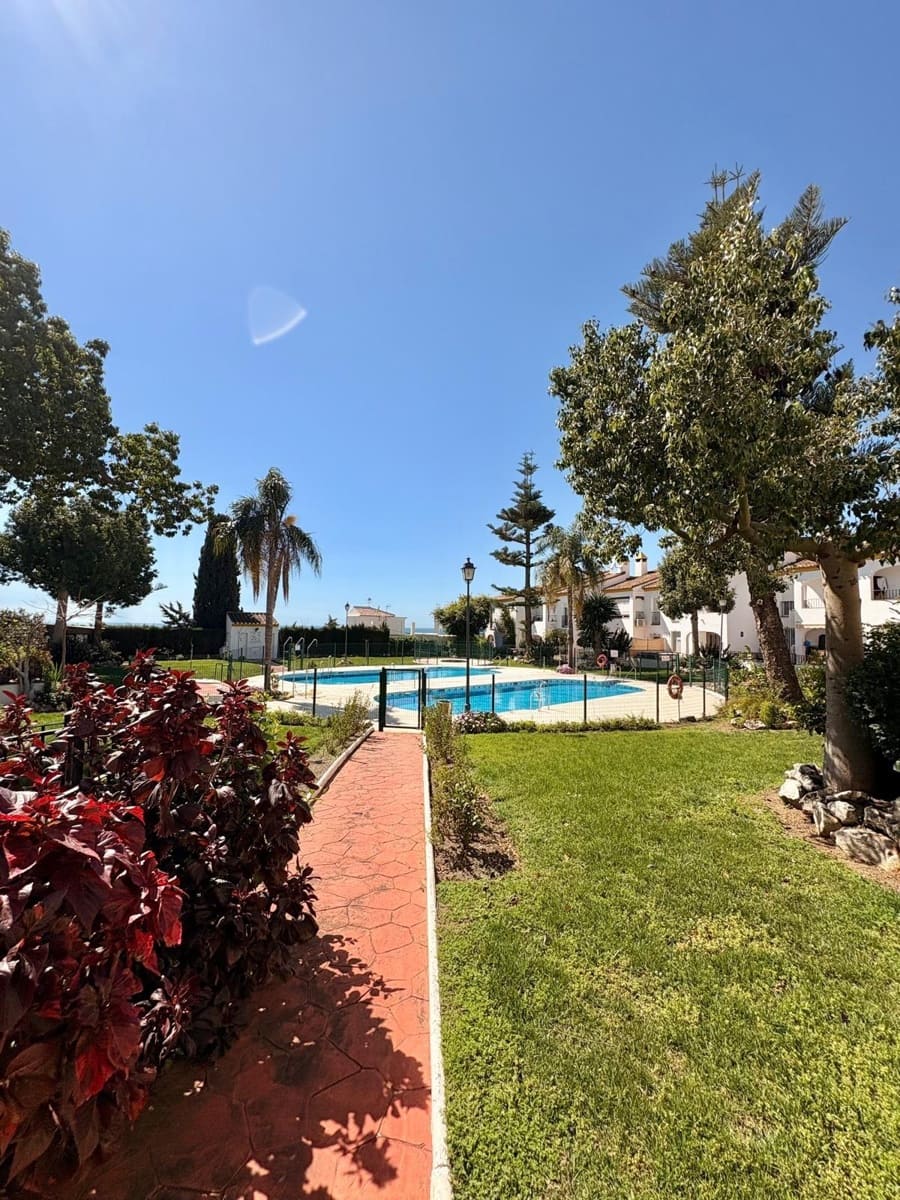 1 chambre Appartement à vendre à Caleta de Velez avec piscine - 178 000 € (Ref: 9686343)