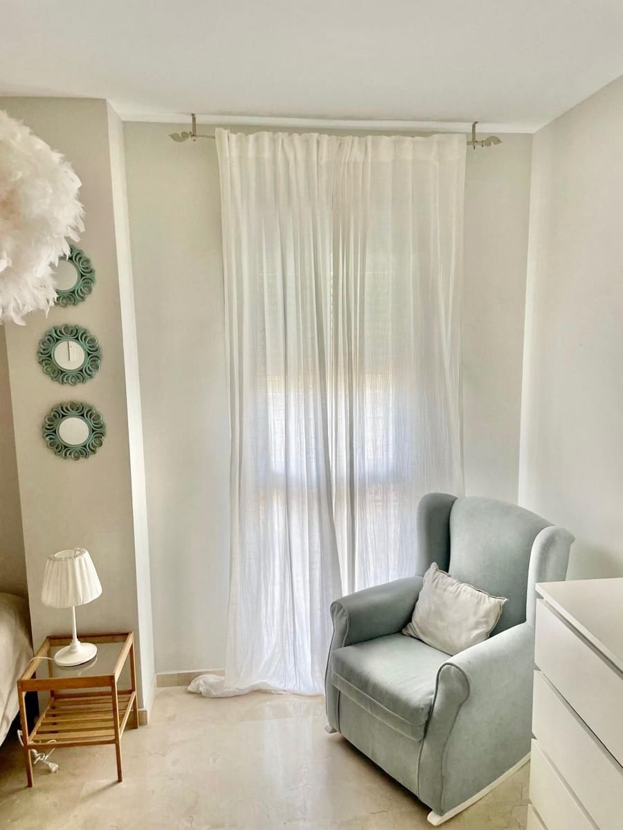 3 quarto Apartamento para venda em Caleta de Velez com piscina - 390 000 € (Ref: 9690535)