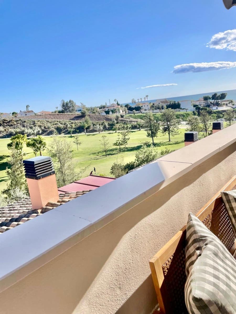 3 quarto Apartamento para venda em Caleta de Velez com piscina - 390 000 € (Ref: 9690535)