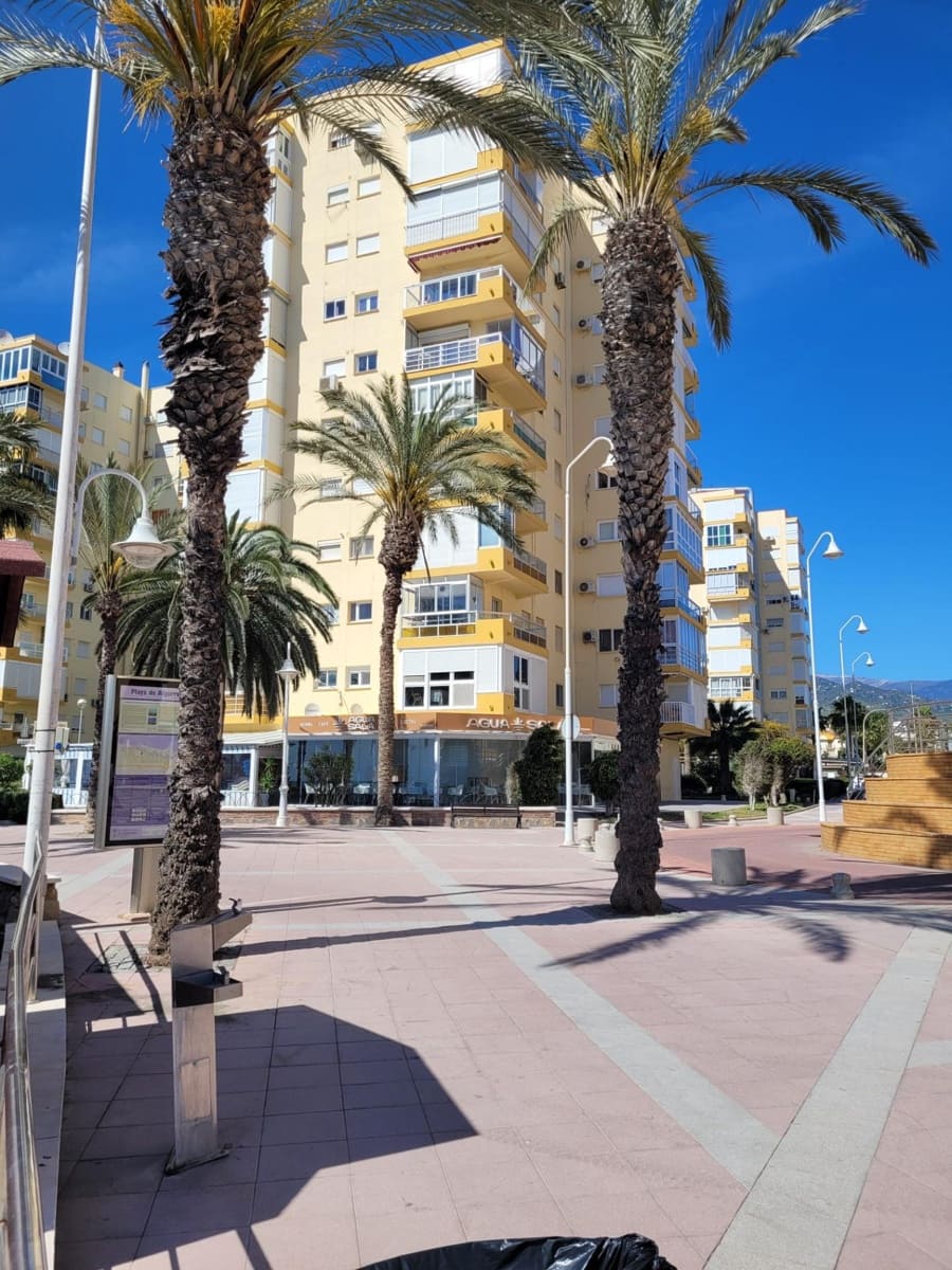 2 bedroom Apartment for rent in Algarrobo with pool - € 900 (Ref: 9695265)