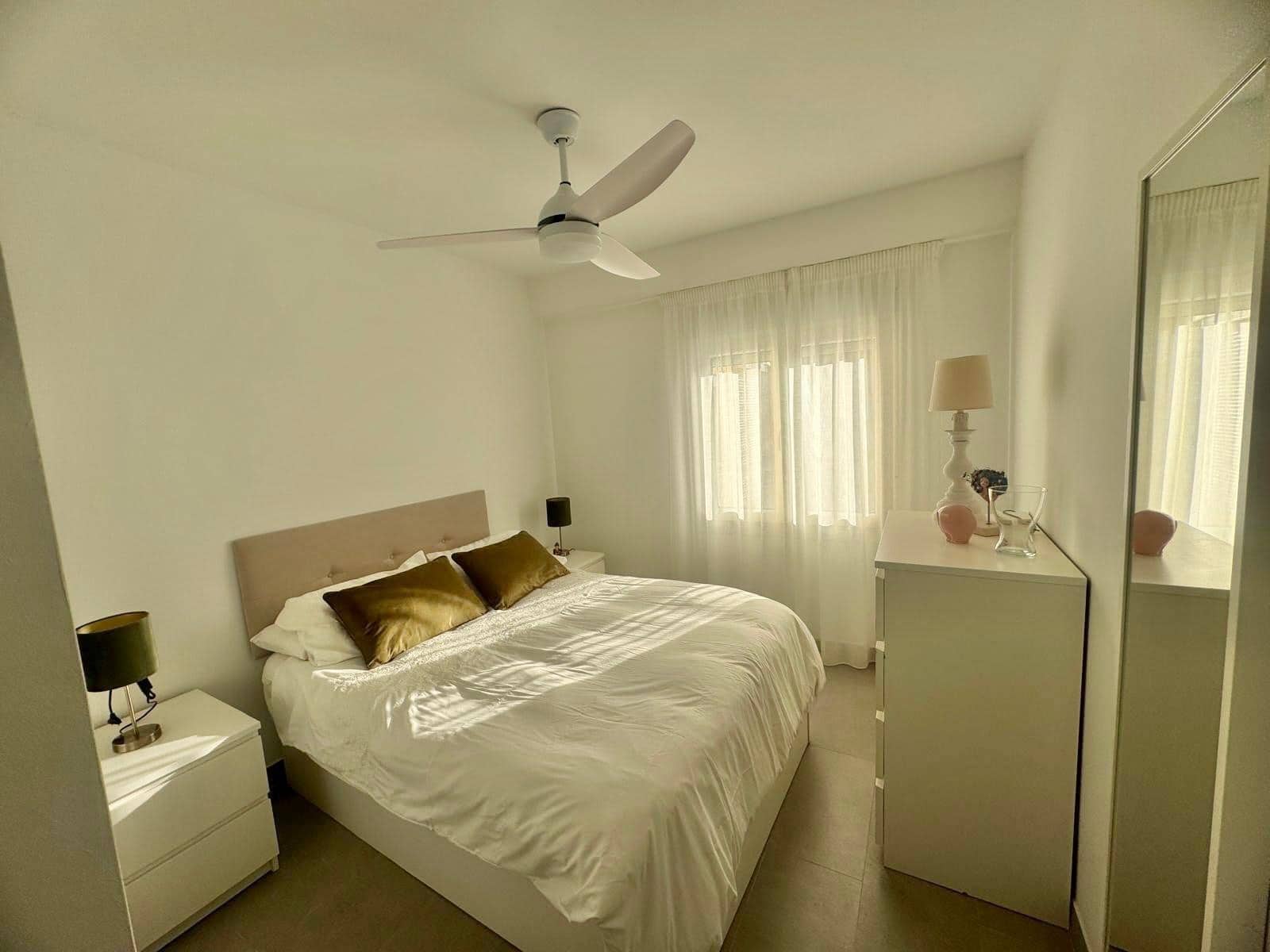 2 bedroom Apartment for rent in Algarrobo with pool - € 900 (Ref: 9695265)