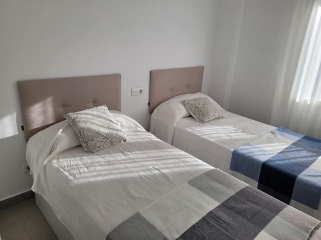 2 soverom Leilighet til leie i Algarrobo Costa, Algarrobo med svømmebasseng - € 900 (Ref: 9695265)