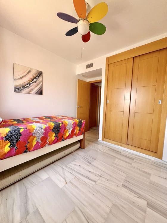 2 bedroom Apartment for rent in Torre del Mar with pool - € 1,000 (Ref: 9695266)