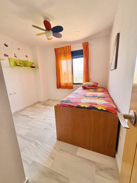 2 bedroom Apartment for rent in Torre del Mar with pool - € 1,000 (Ref: 9695266)