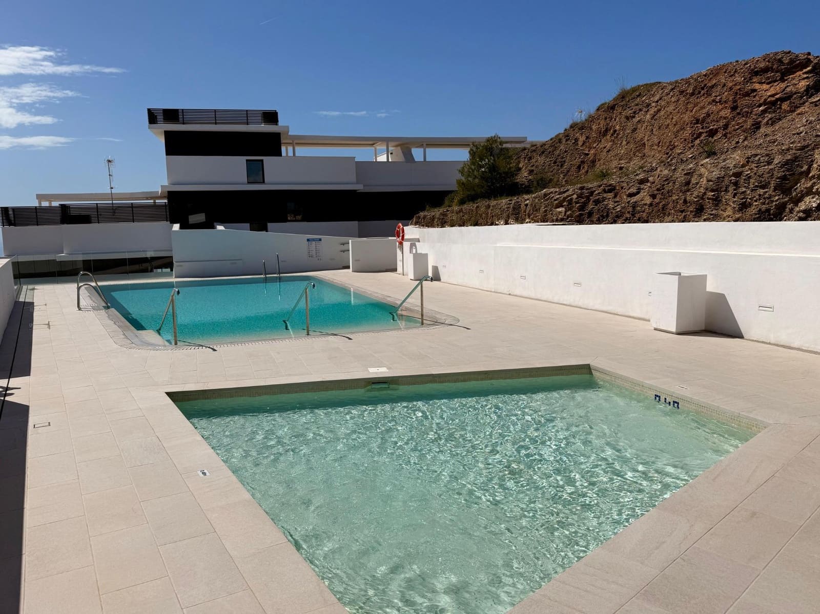 2 sovrum Lägenhet till salu i Rincon de la Victoria med pool garage - 550 000 € (Ref: 9701569)