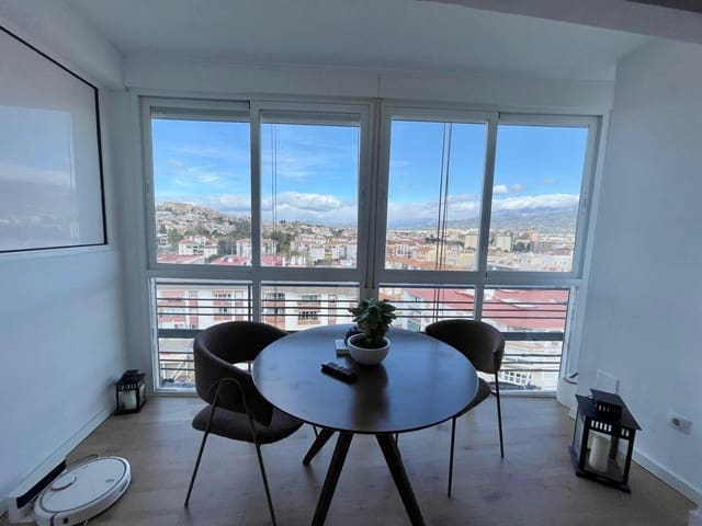 2 soverom Leilighet til salgs i Torre del Mar, Vélez-Málaga - € 245 000 (Ref: 9719845)