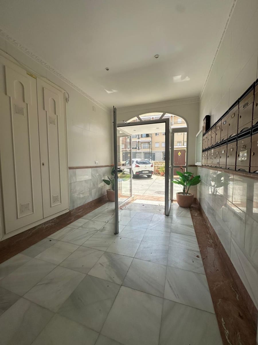 3 soverom Leilighet til salgs i Torrox-Costa med svømmebasseng garasje - € 297 000 (Ref: 9732035)