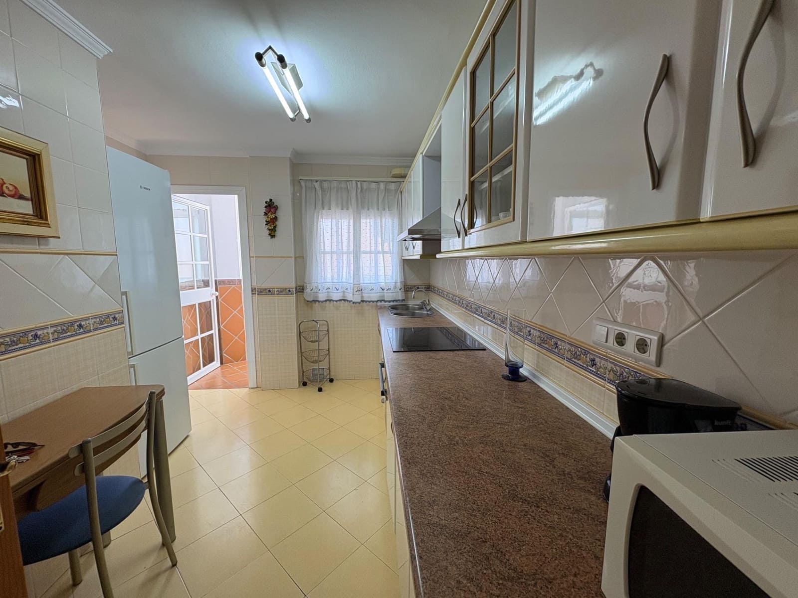 3 bedroom Flat for rent in Velez-Malaga - € 950 (Ref: 9747792)