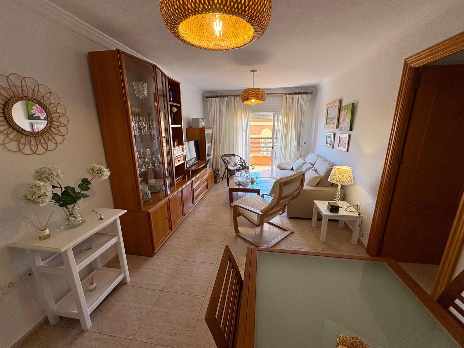 3 bedroom Flat for rent in Velez-Malaga - € 950 (Ref: 9747792)