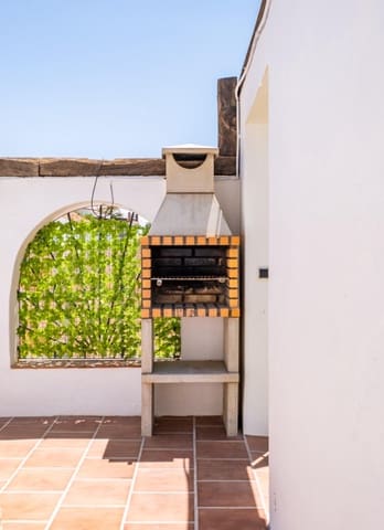 5 soverom Villa til salgs i Chilches, Vélez-Málaga med svømmebasseng garasje - € 510 000 (Ref: 9747793)