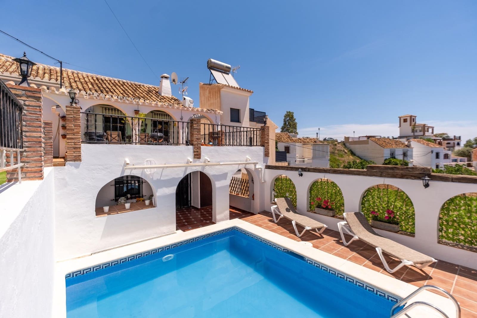 5 soverom Villa til salgs i Chilches med svømmebasseng garasje - € 510 000 (Ref: 9747793)