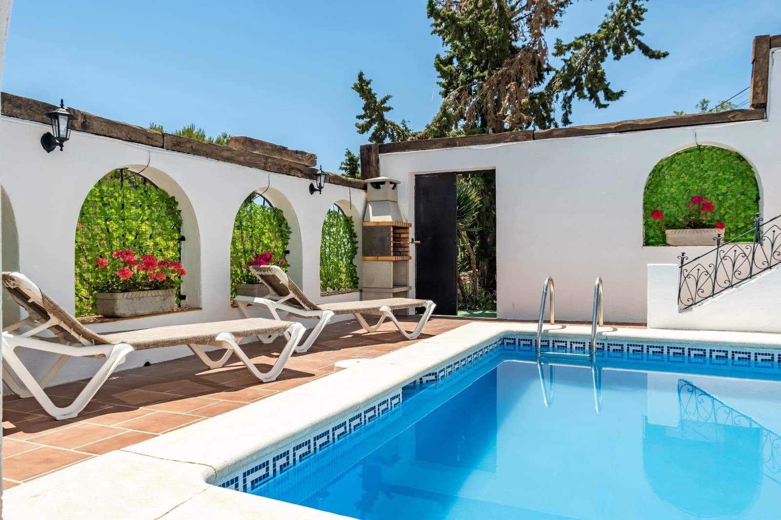 5 soverom Villa til salgs i Chilches med svømmebasseng garasje - € 510 000 (Ref: 9747793)