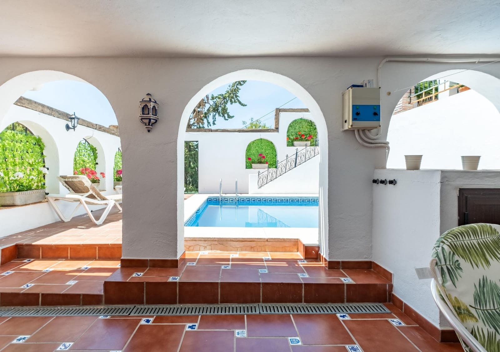 5 soverom Villa til salgs i Chilches med svømmebasseng garasje - € 510 000 (Ref: 9747793)